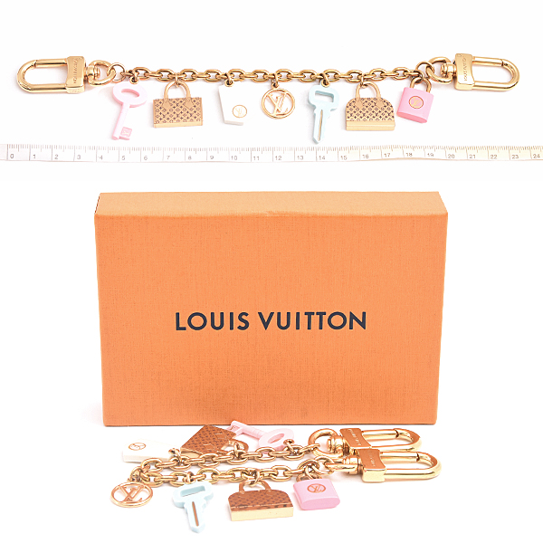 ルイヴィトン キーホルダー レディース チェーン アイコニックス バッグチャーム キーチャーム カラビナ Louis Vuitton M01372 中古