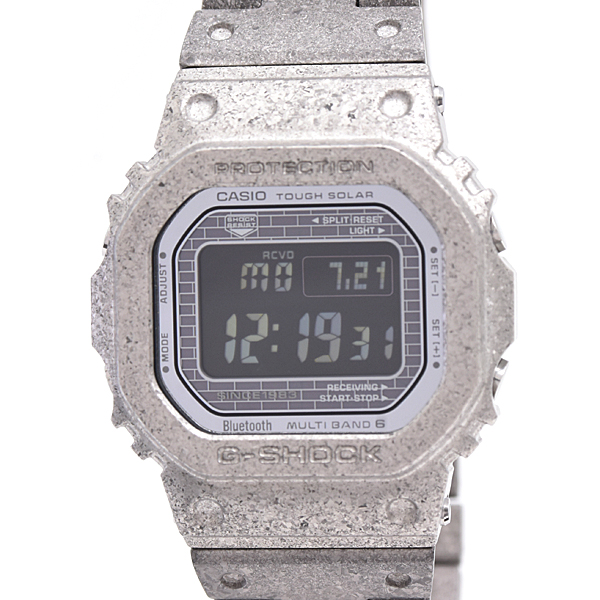 カシオ 時計 メンズ G-SHOCK Gショック 40周年限定モデル クリスタライズド ソーラー シルバー デジタル文字盤 SS CASIO GMW-B5000PS-1JR 中古