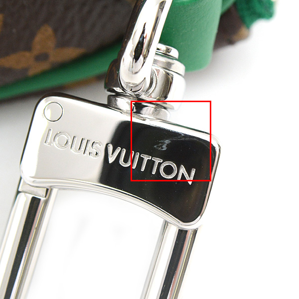 ルイヴィトン キーホルダー レディース キーホルダーポーチ ミニ キーポル モノグラム グリーン M01518 Louis Vuitton 中古