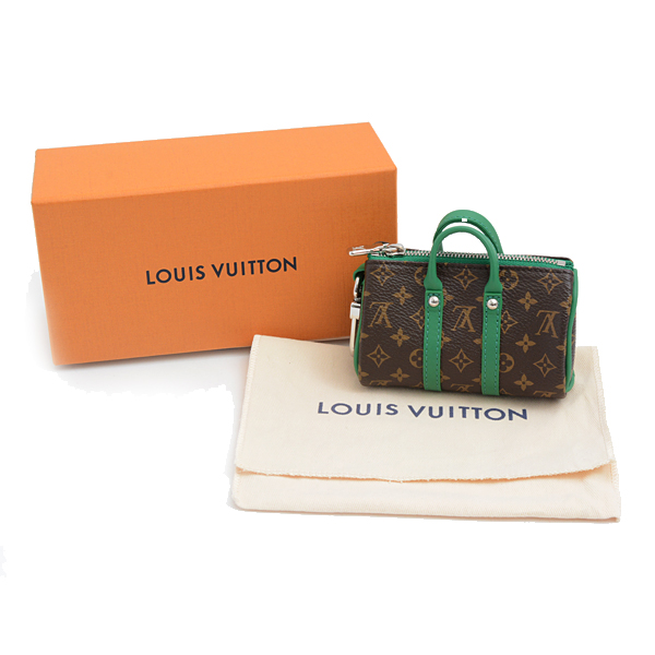 ルイヴィトン キーホルダー レディース キーホルダーポーチ ミニ キーポル モノグラム グリーン M01518 Louis Vuitton 中古