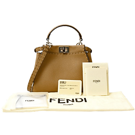 フェンディ バッグ レディース ピーカブー スモール ショルダー 2WAY レザー ブラウン FENDI 8BN244 未使用展示品