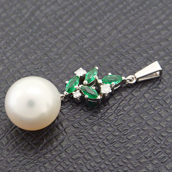 ミキモト ペンダント レディース ダイヤ エメラルド パール ペンダントトップ 11.8mm珠 ホワイトゴールド K14WG MIKIMOTO 中古