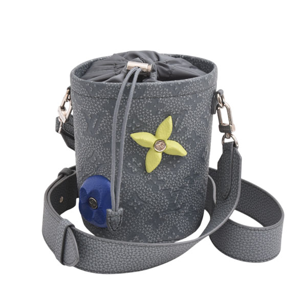 ルイヴィトン チョークポーチ トリヨンクライミング ショルダーバッグ トリヨンレザー グラナイトグレー M81572 Louis Vuitton 中古