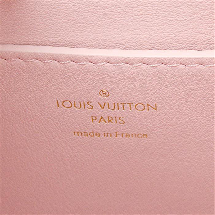 LOUIS VUITTON PARIS made in Franceピンク箱をお付けします